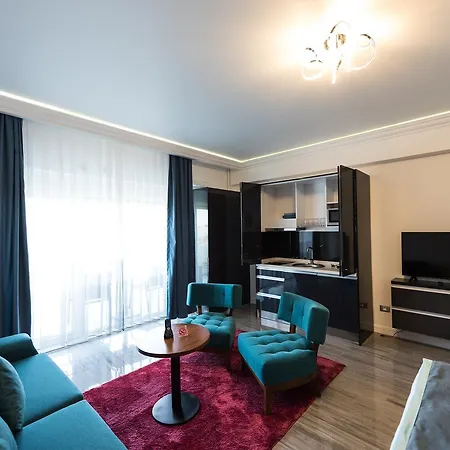 Aparthotel White Tower