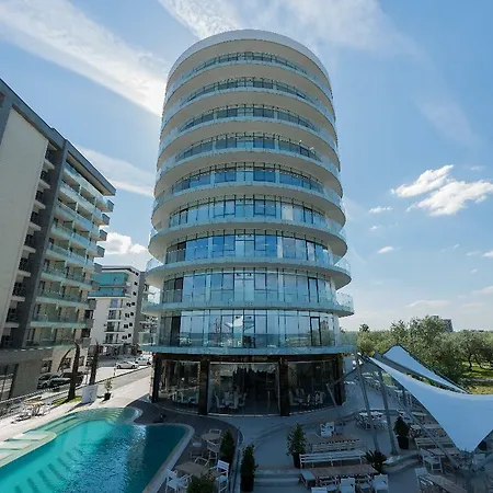 White Tower Mamaia