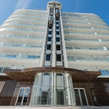 Aparthotel White Tower 4*