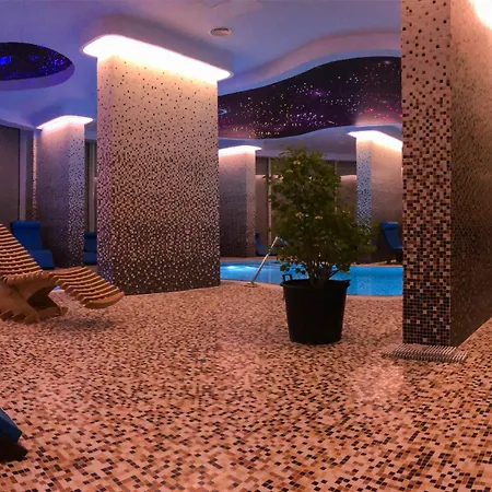 White Tower Aparthotel