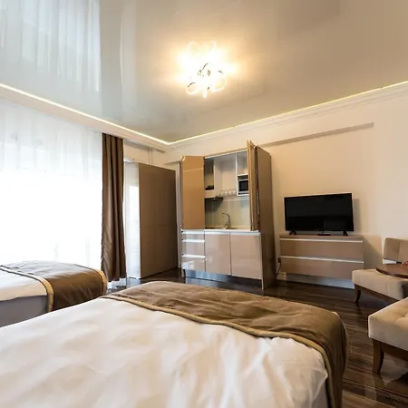 Hotel apartamentowy White Tower 4*