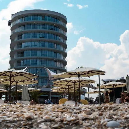 公寓式酒店 White Tower