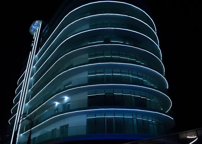 White Tower 4* ママイア