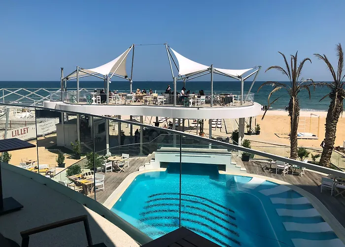 Aparthotel White Tower