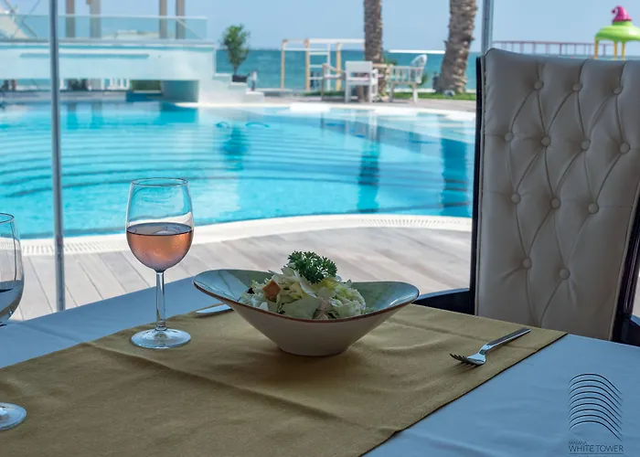 アパートホテル White Tower