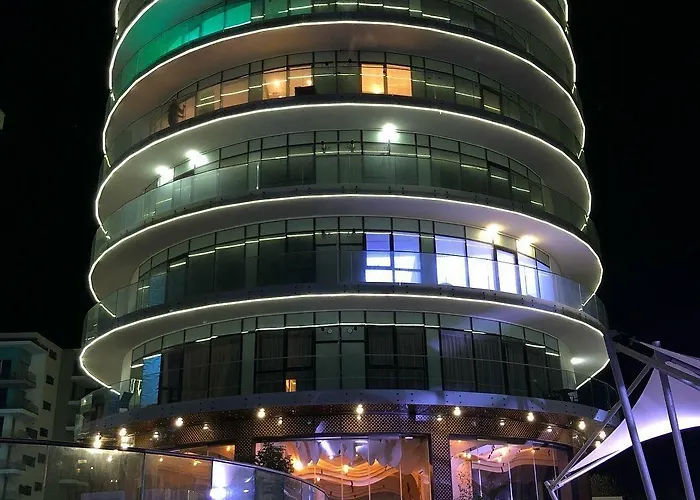 White Tower アパートホテル 4*