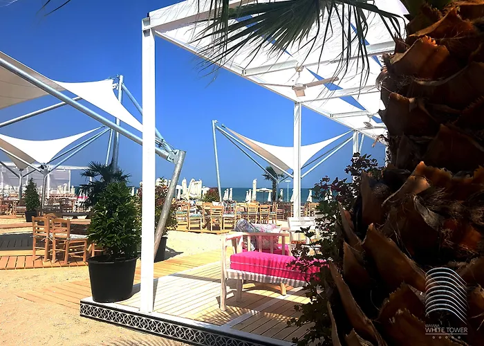 アパートホテル White Tower ママイア