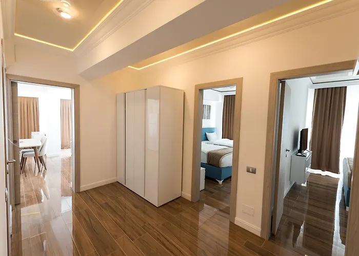 Aparthotel White Tower 4*