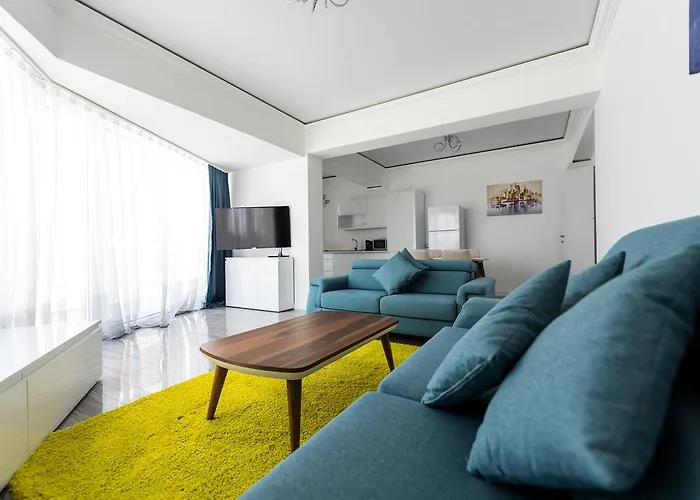 White Tower Aparthotel