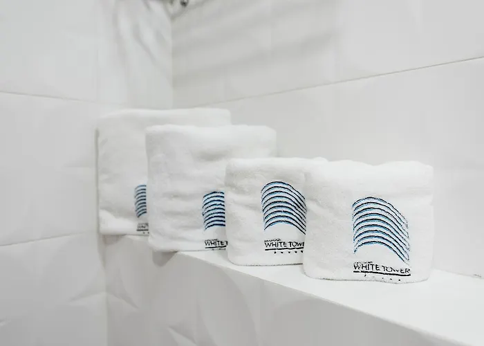 White Tower Aparthotel 4*