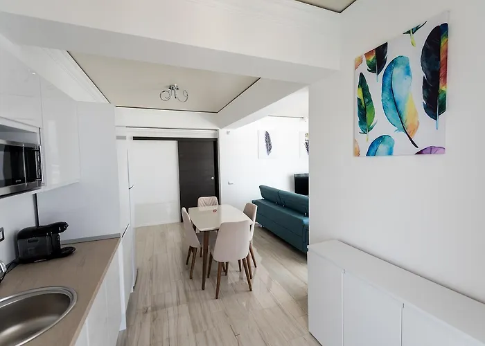 White Tower 4* Mamaia